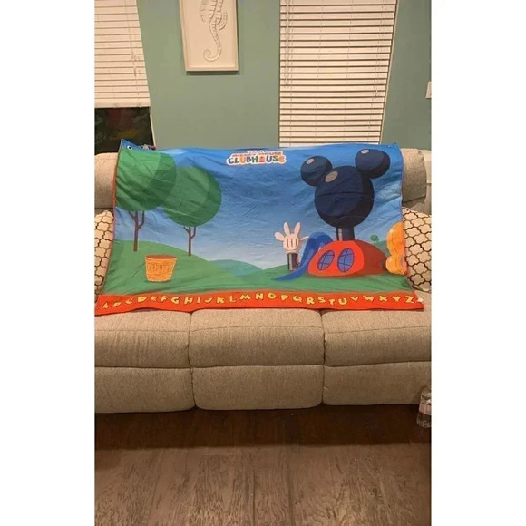 Disney Interactive Mickey Mouse Clubhouse Wall Hanging - Picture 1 of 5